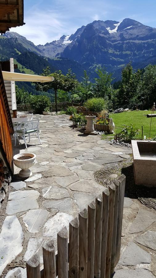 Bergluft Bed & Breakfast Lenk Luaran gambar